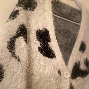 NWOT Super CoZy Sweater